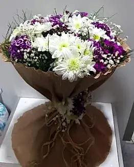 beyaz papatya renkli hüsnüyusuf buket